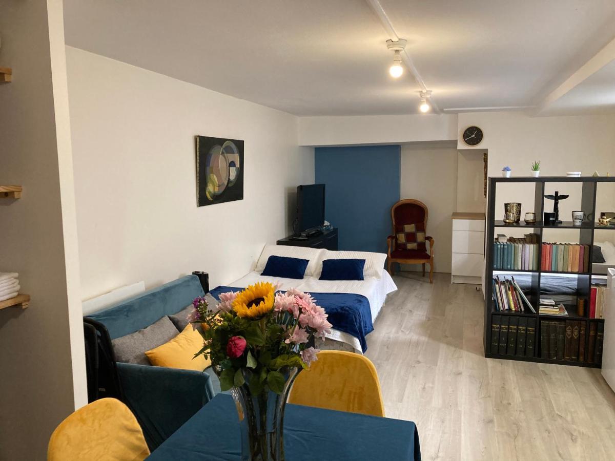 Une Chambre Chez Nous, A 12 Minutes De Paris Malakoff Eksteriør bilde